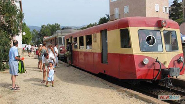 Train Calvi-Ile Rousse